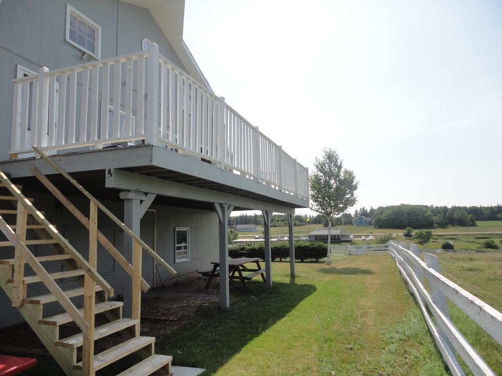 Brackley Beach Hostel Экстерьер фото