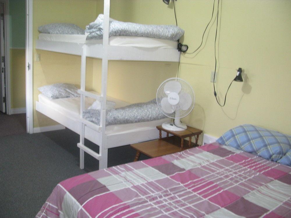 Brackley Beach Hostel Экстерьер фото