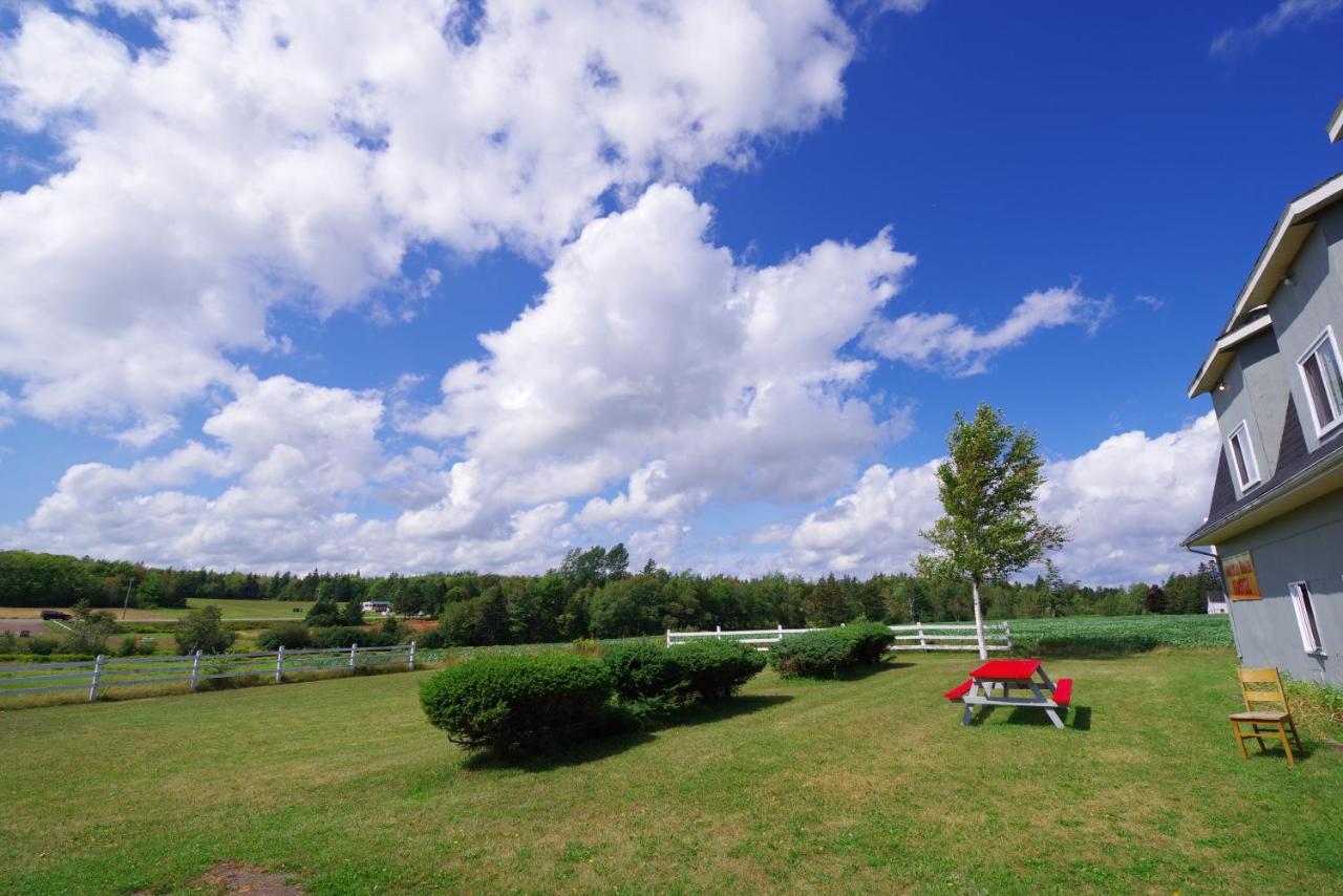 Brackley Beach Hostel Экстерьер фото