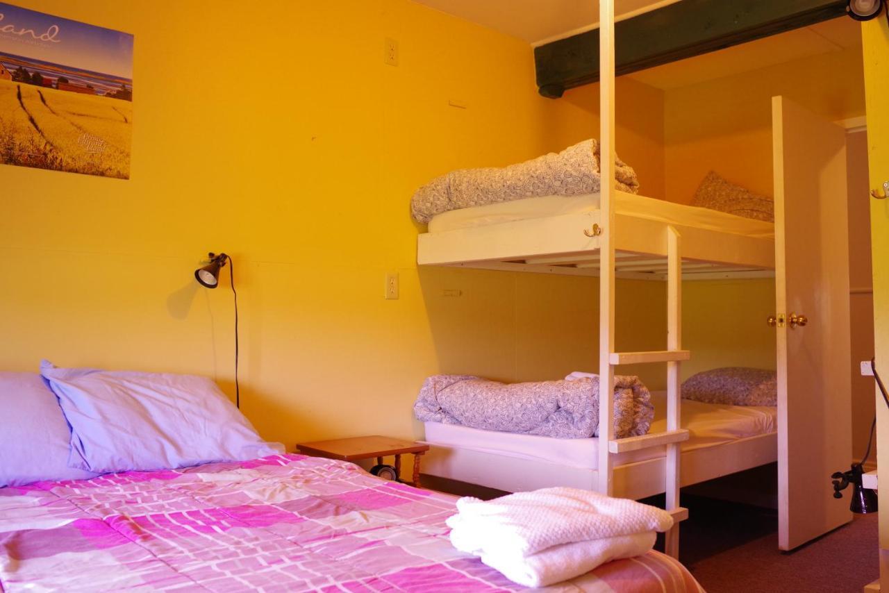 Brackley Beach Hostel Экстерьер фото